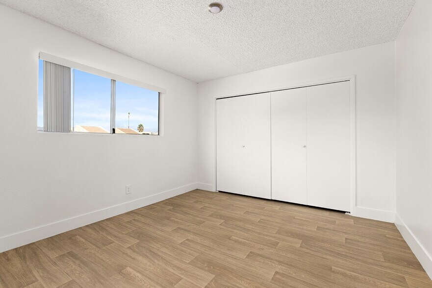 Building Photo - Terre at S Lincoln