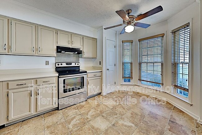 Building Photo - 473 Claircrest Dr