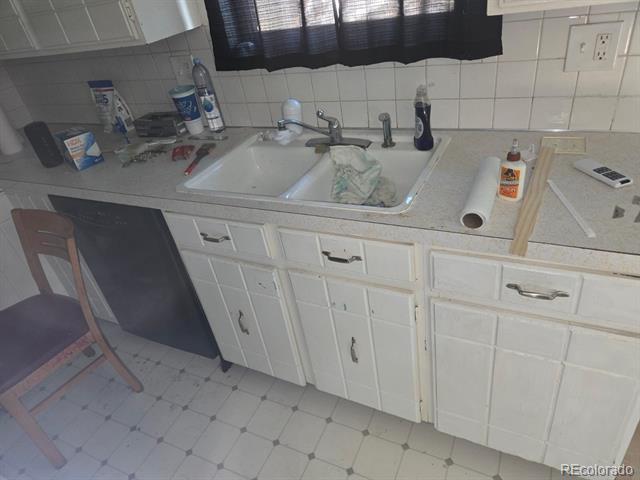 Building Photo - 8618 W 62nd Pl