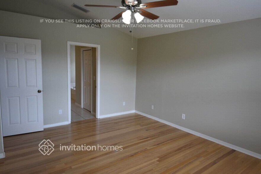 Building Photo - 11107 Silver Dancer Dr