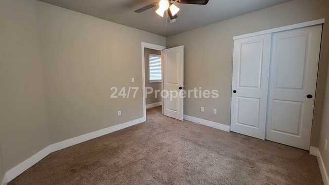 Building Photo - Modern 3 BD | 2.5 BA Craftsman Style Home ...