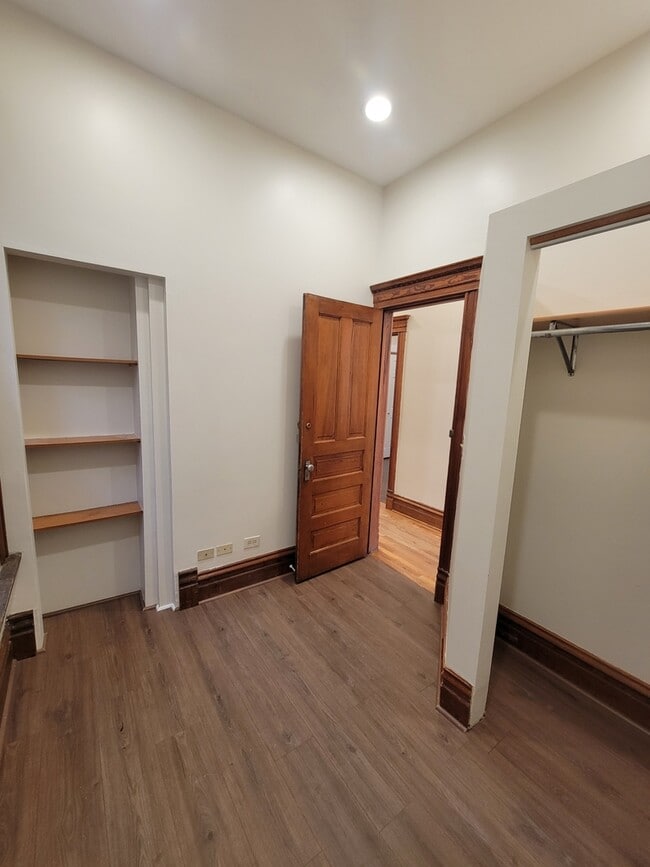 Building Photo - 1931 S St Louis Ave