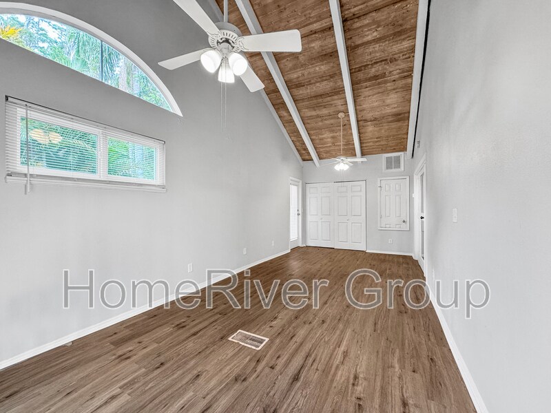 Building Photo - 5743 Eden Ln