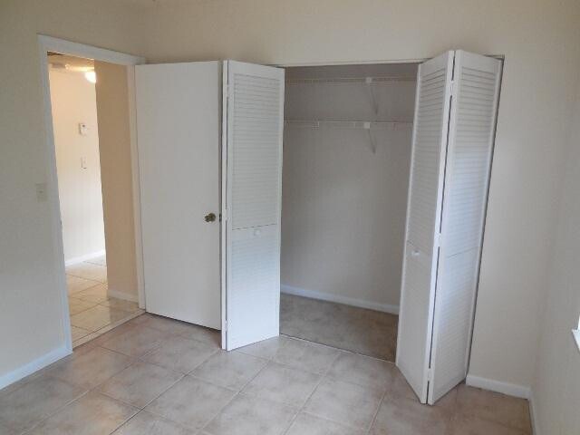 Building Photo - 8393 Royal Palm Blvd