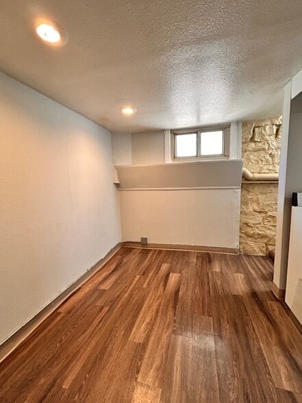 Building Photo - 2407 W 37th Ave