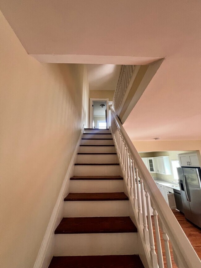 Building Photo - 838 Smith St