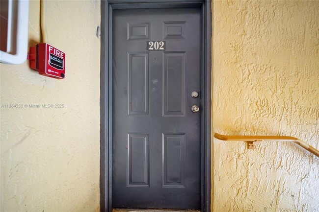 Building Photo - 8240 SW 149th Ct