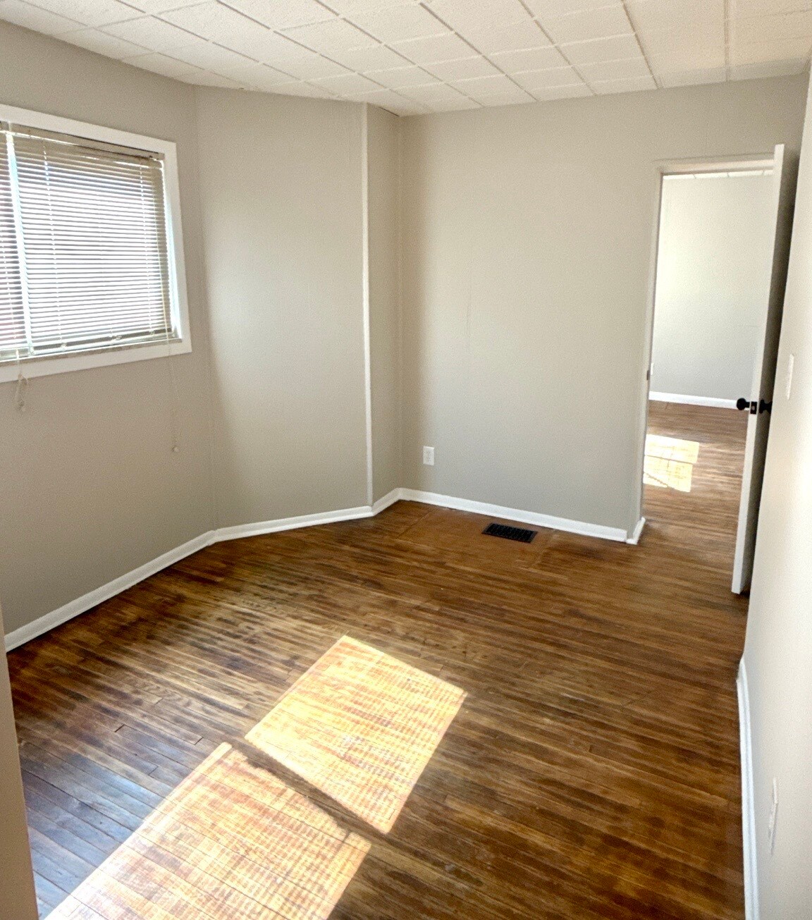 Building Photo - 67 N Harris Ave