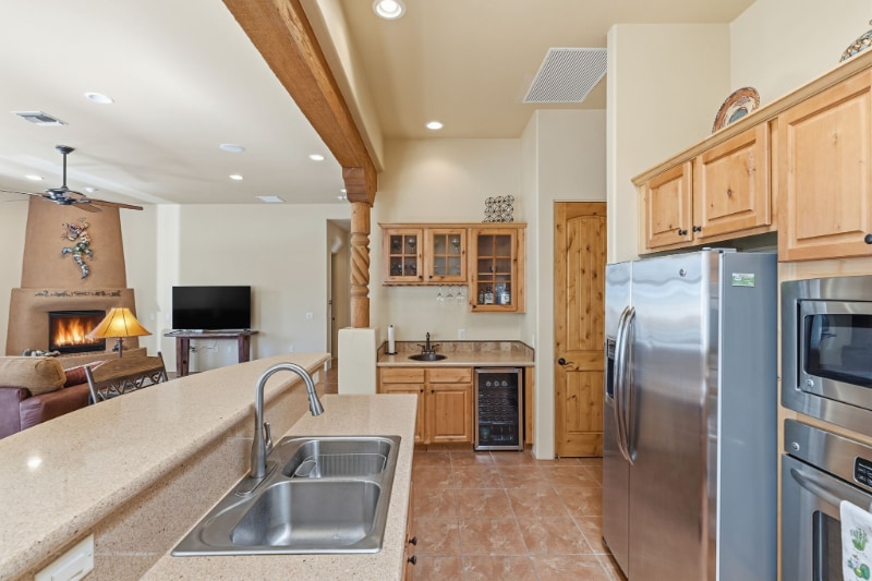 Building Photo - 206 Circulo Veranera