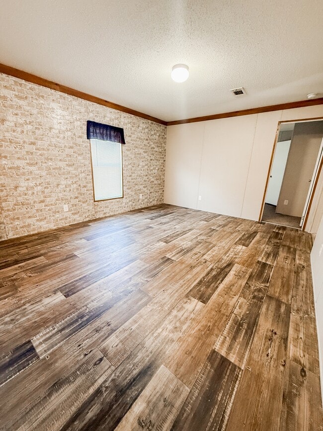 Building Photo - 1430 Shadeville Rd