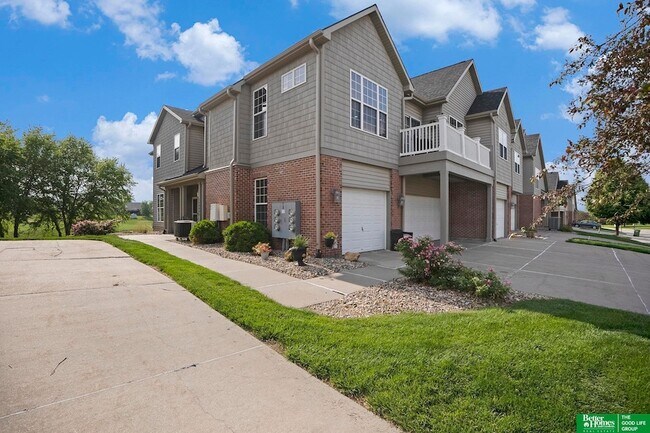 Building Photo - 14008 Tregaron Ridge Ave