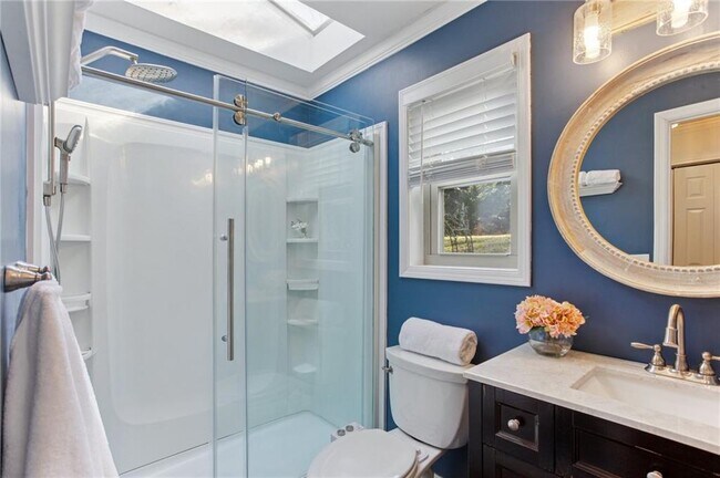 Building Photo - 2238 N River Trail