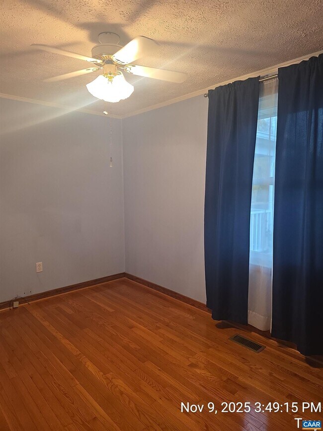 Building Photo - 912 Hunters Lodge Rd