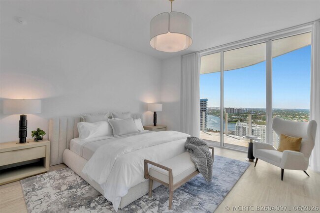 Building Photo - 525 N Fort Lauderdale Beach Blvd