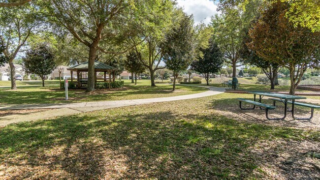 Building Photo - 774 Princeton Dr