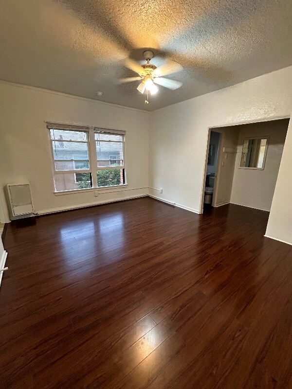 Building Photo - 1845 N Gramercy Pl