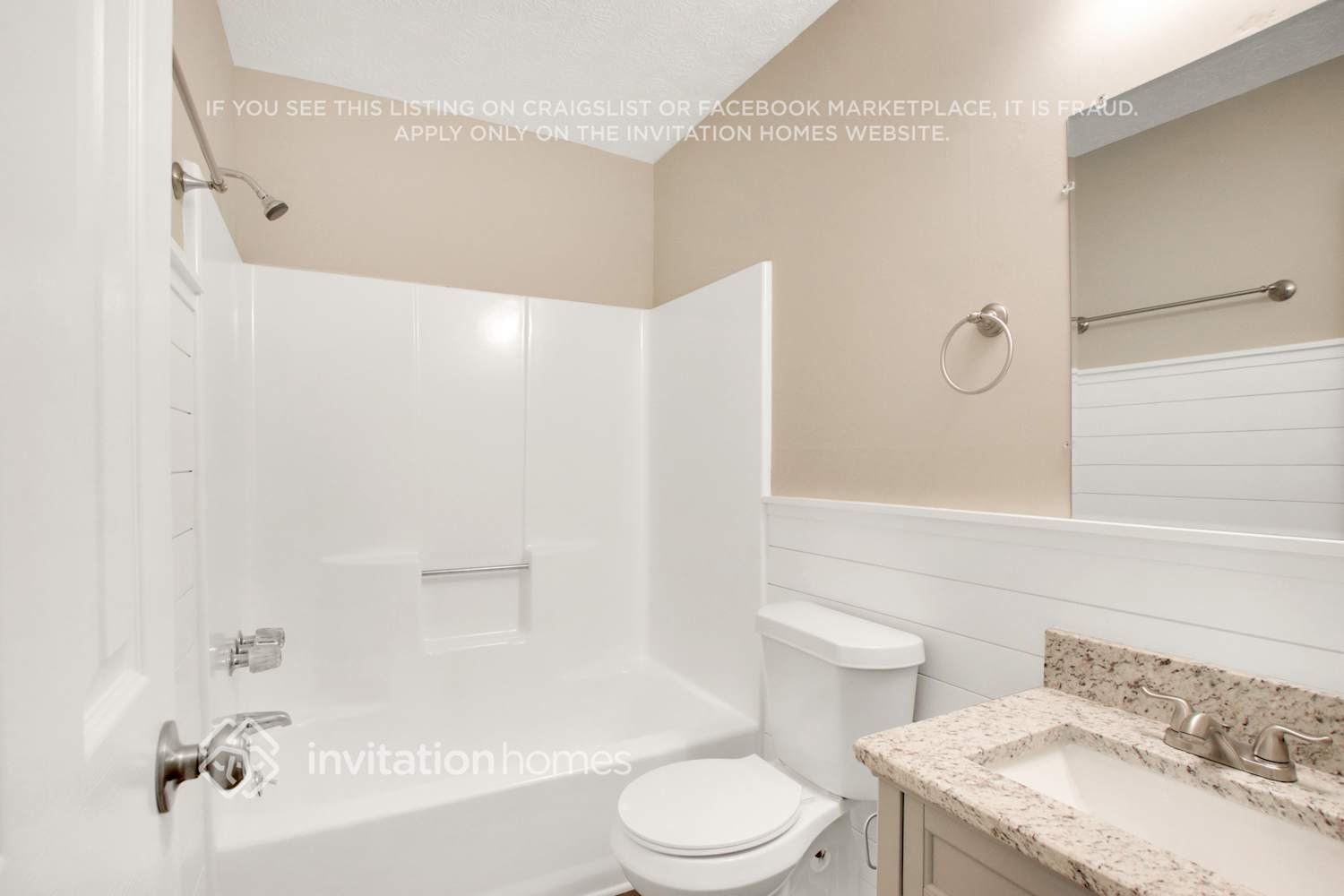 Building Photo - 3859 Willow Hollow