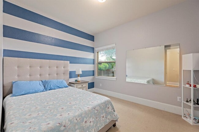 Building Photo - 701 San Marco Trl