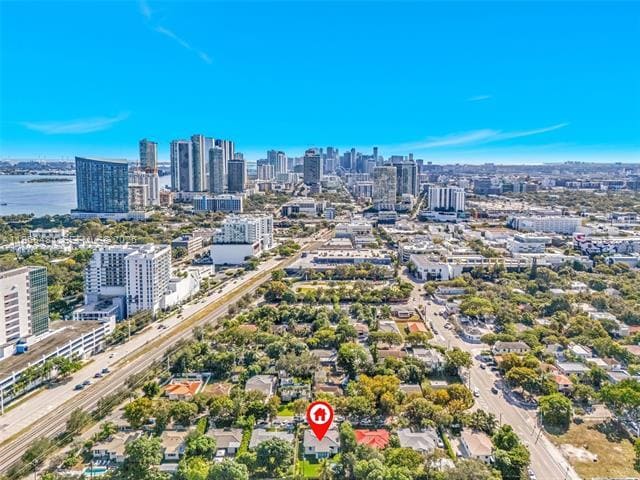 Building Photo - 231 NE 45th St