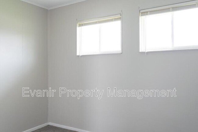 Building Photo - 2908 Ghent Ave