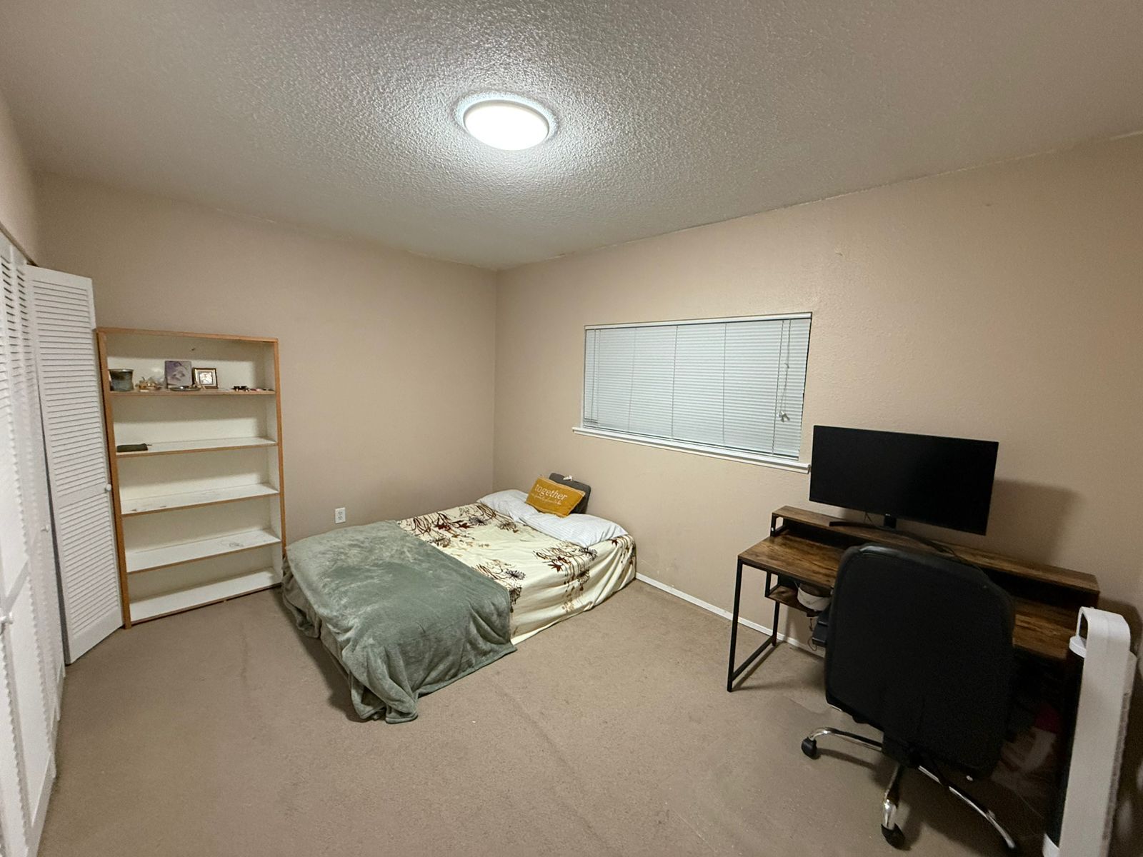 Building Photo - 14425 NE 40th St