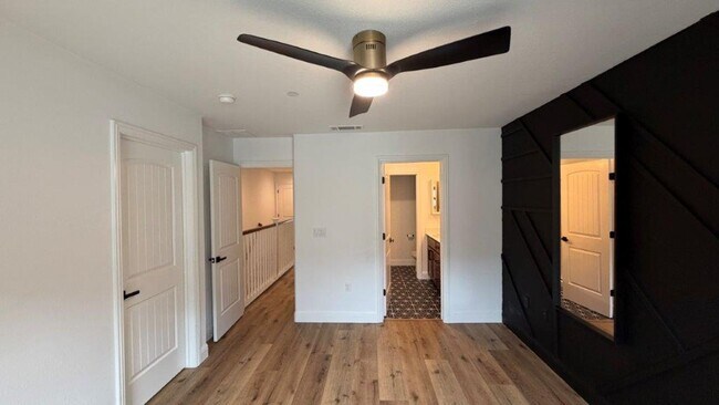Building Photo - Concord Beautiful 3 bedroom 3 bathroom fully updated townhome, gated community!