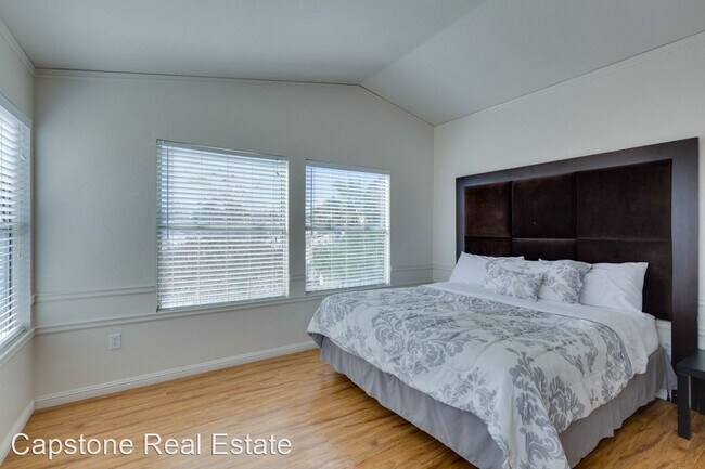 Building Photo - 3 br, 2.5 bath House - 8305 Hydra Lane