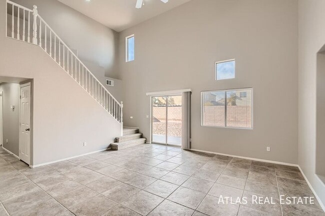 Building Photo - 5821 Alisa Roberts St