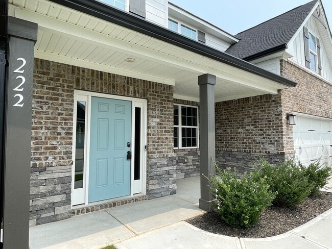 Building Photo - 222 Palisade Rdg