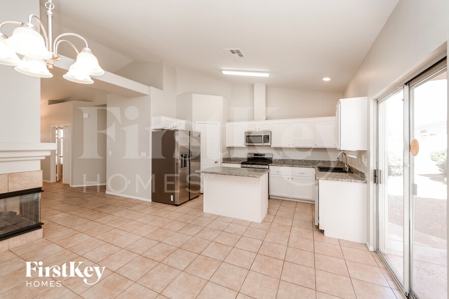 Building Photo - 3016 Myrtle Creek Ct
