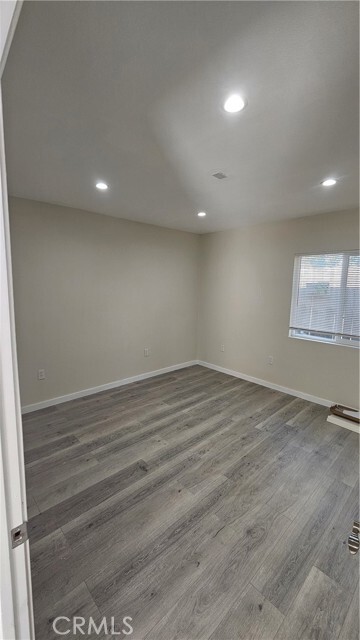 Building Photo - 1344 Hardt St