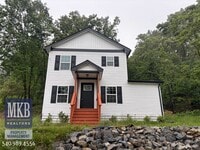 Building Photo - 811 Montvue Rd