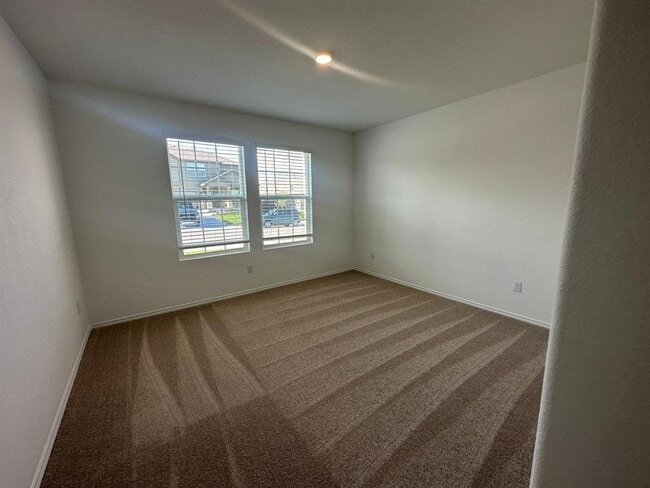 Building Photo - 4116 Home Pl Rd