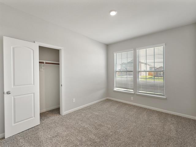 Building Photo - 2113 Erlinda Dr