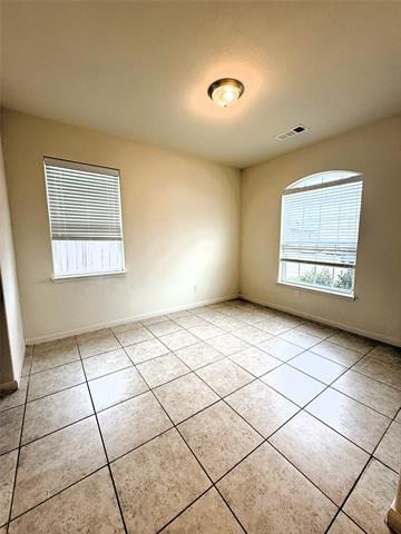 Building Photo - 120 Rushmore Ln