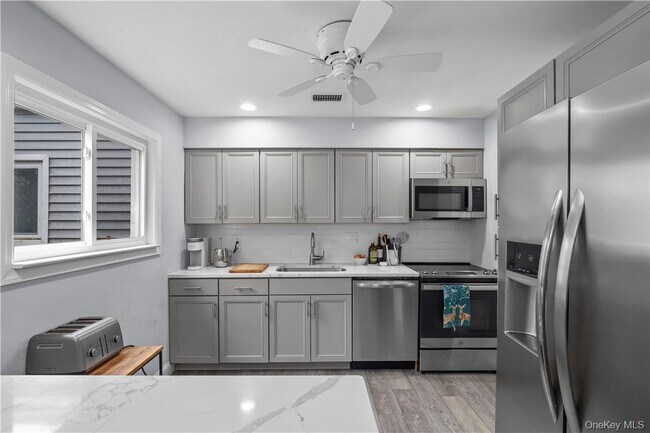 Building Photo - 208 Harris Rd