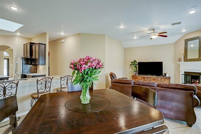 Building Photo - 4411 Eclipse Park Ct