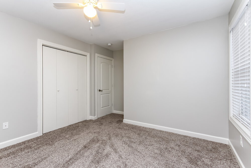 Building Photo - 9718 Rhodes Ln