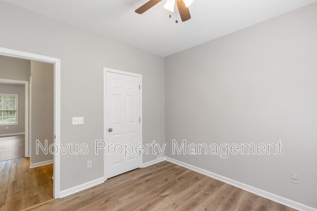 Building Photo - 205 Charleston Ave