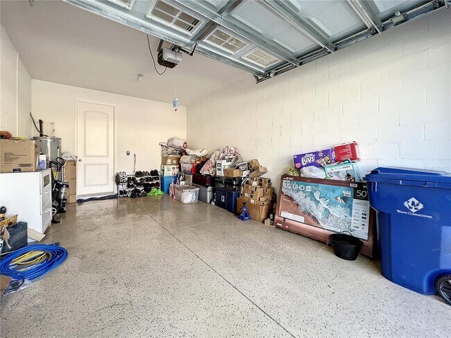 Building Photo - 11360 Cay Spruce Wy