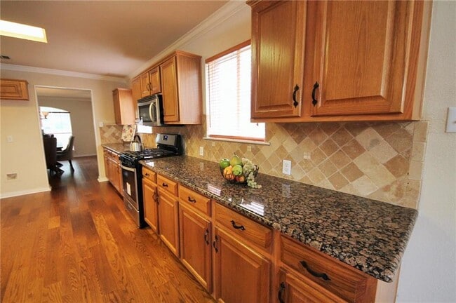 Building Photo - 8508 Forest Heights Ln