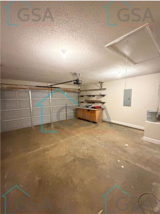 Building Photo - 225 Laurel Trace Cir