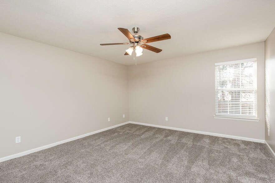 Building Photo - 1216 Elisha Ct