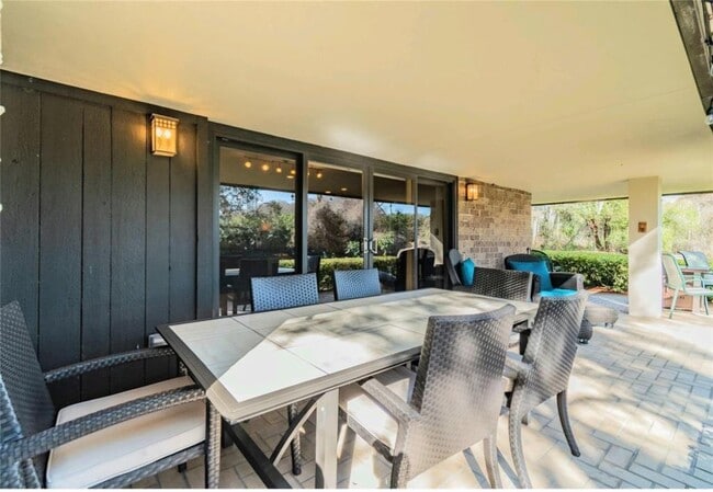 Building Photo - 36750 US Hwy 19 N