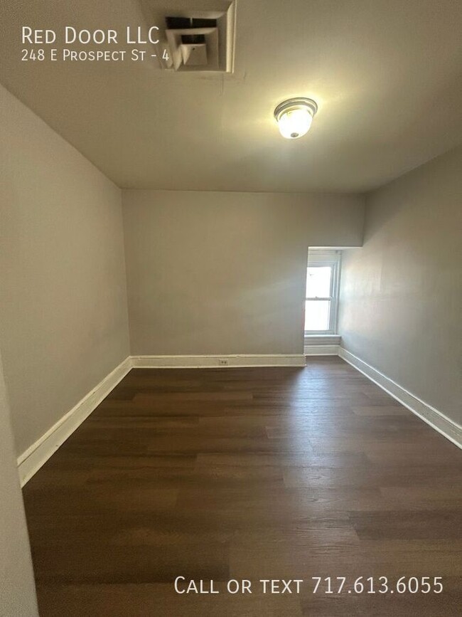 Building Photo - Beautifully renovated 1 bedroom in York City.