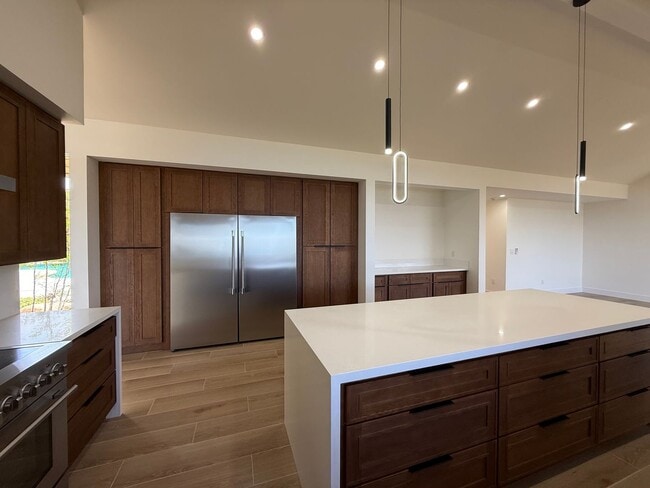 Building Photo - Newly Renovated 4 Bedroom Residence in La Jolla