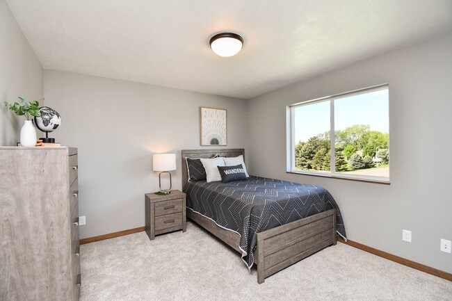 Building Photo - 3900 S Caballo Ct