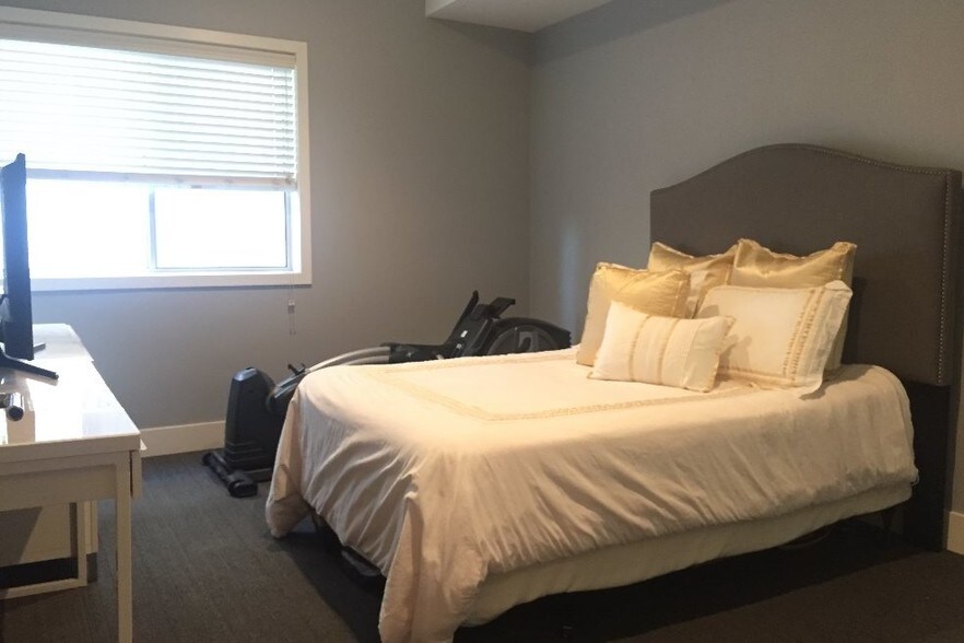 Bedroom 2 - 1730 Sawtelle Blvd