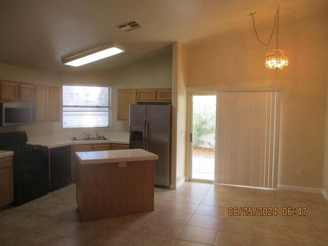Building Photo - 8216 Grassy Point Cir