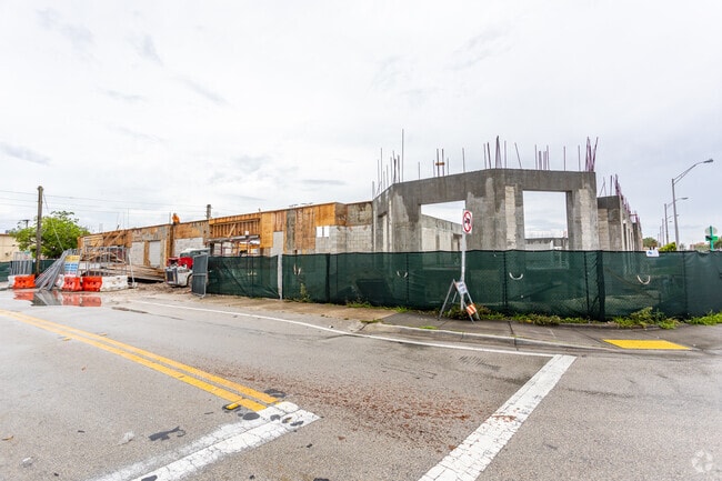 Building Photo - Beachway Apartments